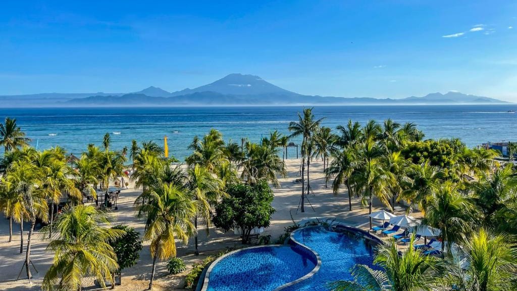 Mahagiri Resort Lembongan X Ekajaya Fast Boat (For 2 Pax)