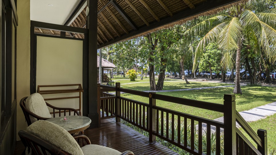 Merumatta Hotel Senggigi X Ekajaya Fast Boat (For 2 Pax)