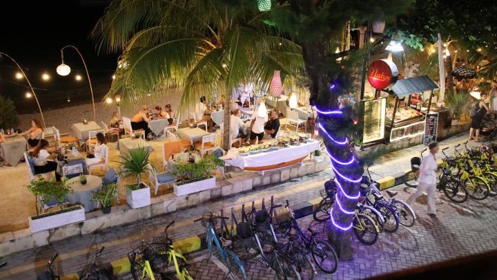 Natya Hotel Gili Trawangan X Ekajaya Fast Boat (For 2 Pax)